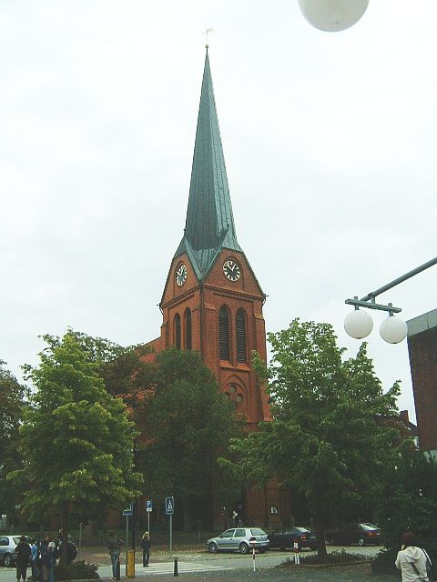 Dach-Fachbetriebe in Schwarzenbek: Kirche
