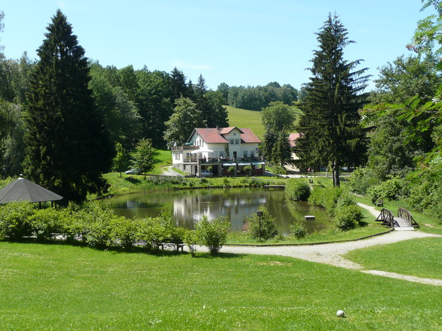 Dach-Fachbetriebe in Sebnitz: Stadtansicht – Foto: Norbert Kaiser Dach-Fachbetriebe in Sebnitz: Stadtansicht