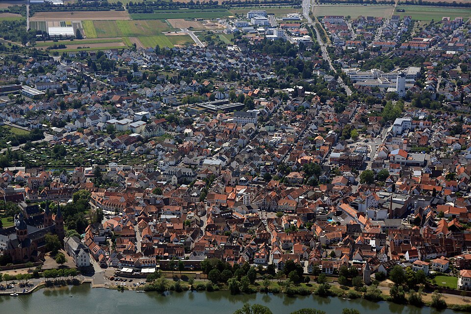 Dach-Fachbetriebe in Seligenstadt: Altstadt – Foto: Martin Kania Dach-Fachbetriebe in Seligenstadt: Altstadt