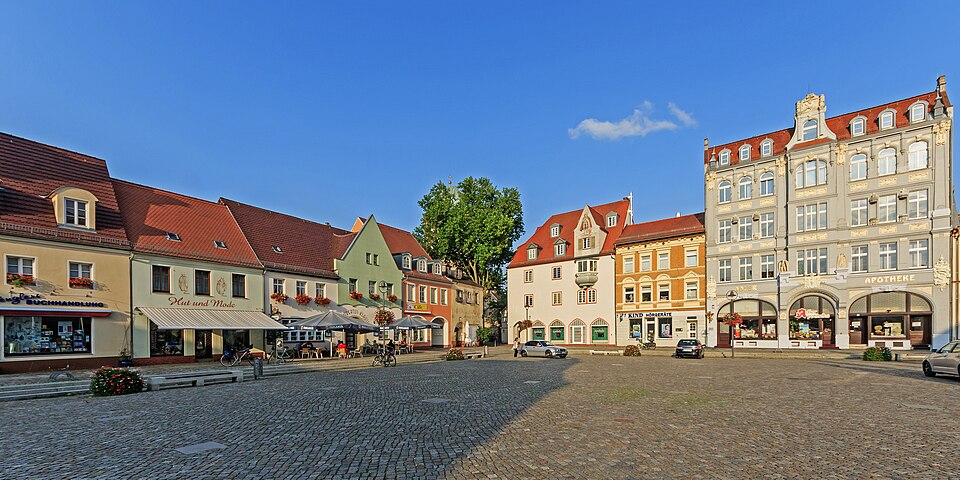 Dach-Fachbetriebe in Senftenberg: Niederlausitz Markt – Foto: A.Savin Dach-Fachbetriebe in Senftenberg: Niederlausitz Markt