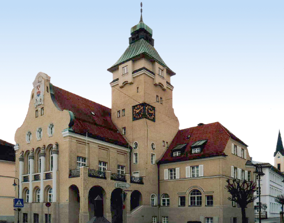 Dach-Fachbetriebe in Simbach am Inn: Rathaus