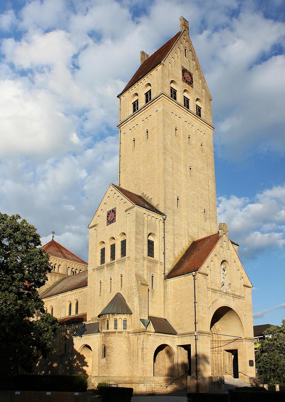 Dach-Fachbetriebe in Singen (Hohentwiel): Herz-Jesu-Kirche