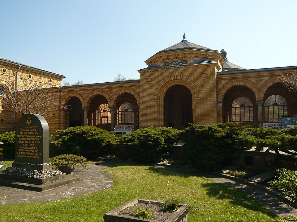 Dach-Fachbetriebe in Steinheim: Jüdischer Friedhof – Foto: Angela M. Arnold, Berlin Dach-Fachbetriebe in Steinheim: Jüdischer Friedhof
