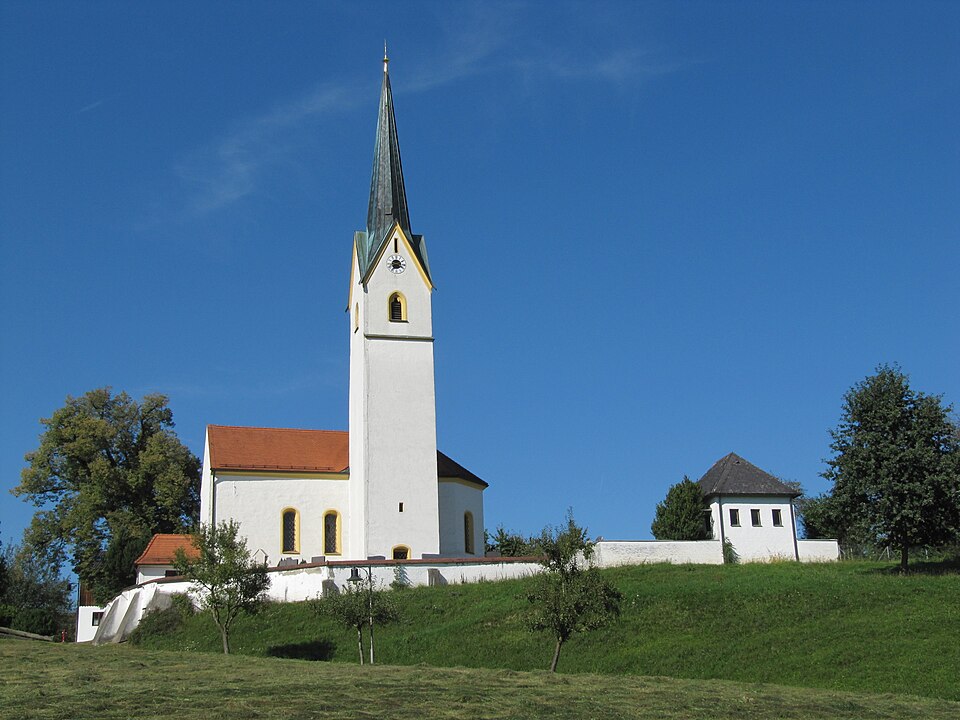 Dach-Fachbetriebe in Stephanskirchen: Wallfahrtskirche – Foto: Hg6996 Dach-Fachbetriebe in Stephanskirchen: Wallfahrtskirche