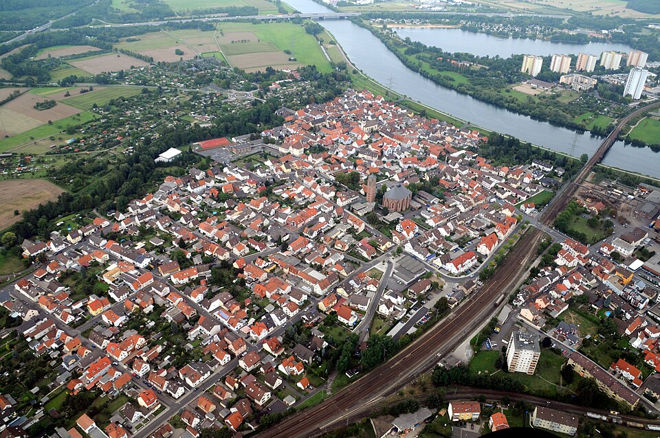 Dach-Fachbetriebe in Stockstadt am Main: Stadtansicht – Foto: Fritz Geller-Grimm supported by Rüdiger Wandke Dach-Fachbetriebe in Stockstadt am Main: Stadtansicht