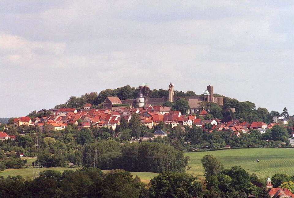 Dach-Fachbetriebe in Stolpen: Stadtansicht – Foto: Norbert Kaiser Dach-Fachbetriebe in Stolpen: Stadtansicht