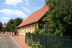 Dach-Fachbetriebe in Stolzenau: Freihof – Foto: Equord1 Dach-Fachbetriebe in Stolzenau: Freihof