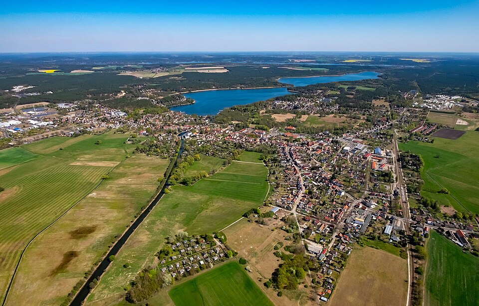 Dach-Fachbetriebe in Storkow: Stadtansicht – Foto: Ralf Roletschek Dach-Fachbetriebe in Storkow: Stadtansicht