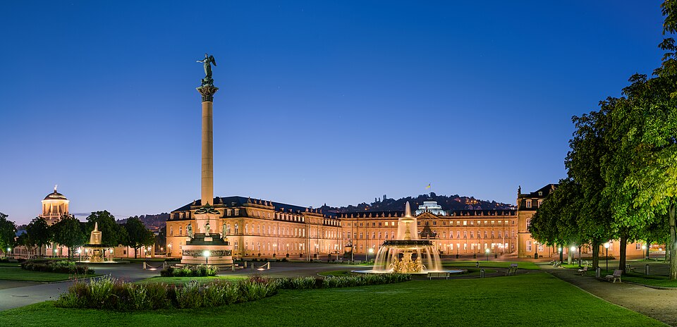 Dach-Fachbetriebe in Stuttgart: Neues Schloss Schlossplatzspringbrunnen Jubiläumssäule
