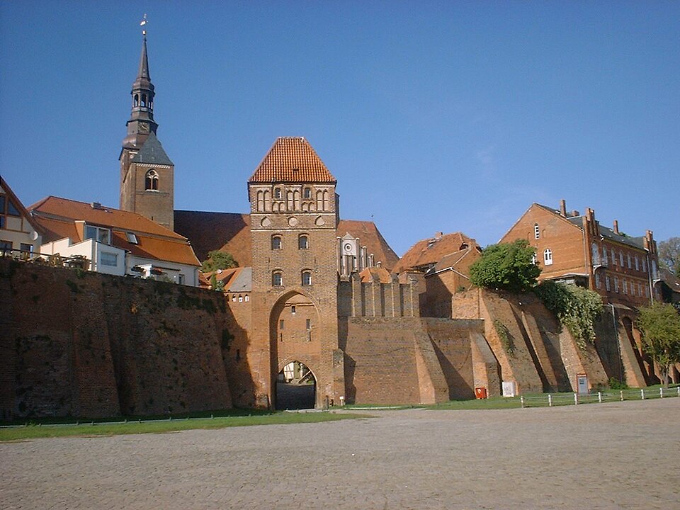 Dach-Fachbetriebe in Tangermünde: Stadtansicht – Foto: Doris Antony, Berlin Dach-Fachbetriebe in Tangermünde: Stadtansicht