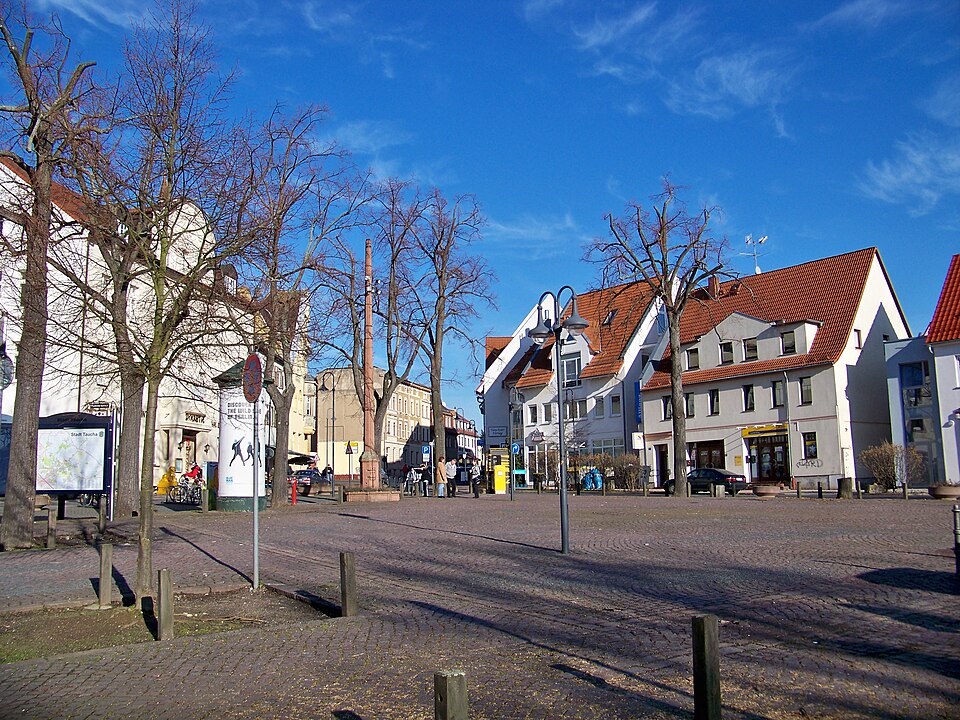Dach-Fachbetriebe in Taucha: Marktplatz – Foto: Joeb07 Dach-Fachbetriebe in Taucha: Marktplatz