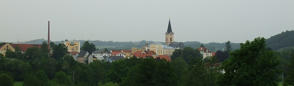 Dach-Fachbetriebe in Teisendorf: Stadtansicht – Foto: Thomas Then Dach-Fachbetriebe in Teisendorf: Stadtansicht