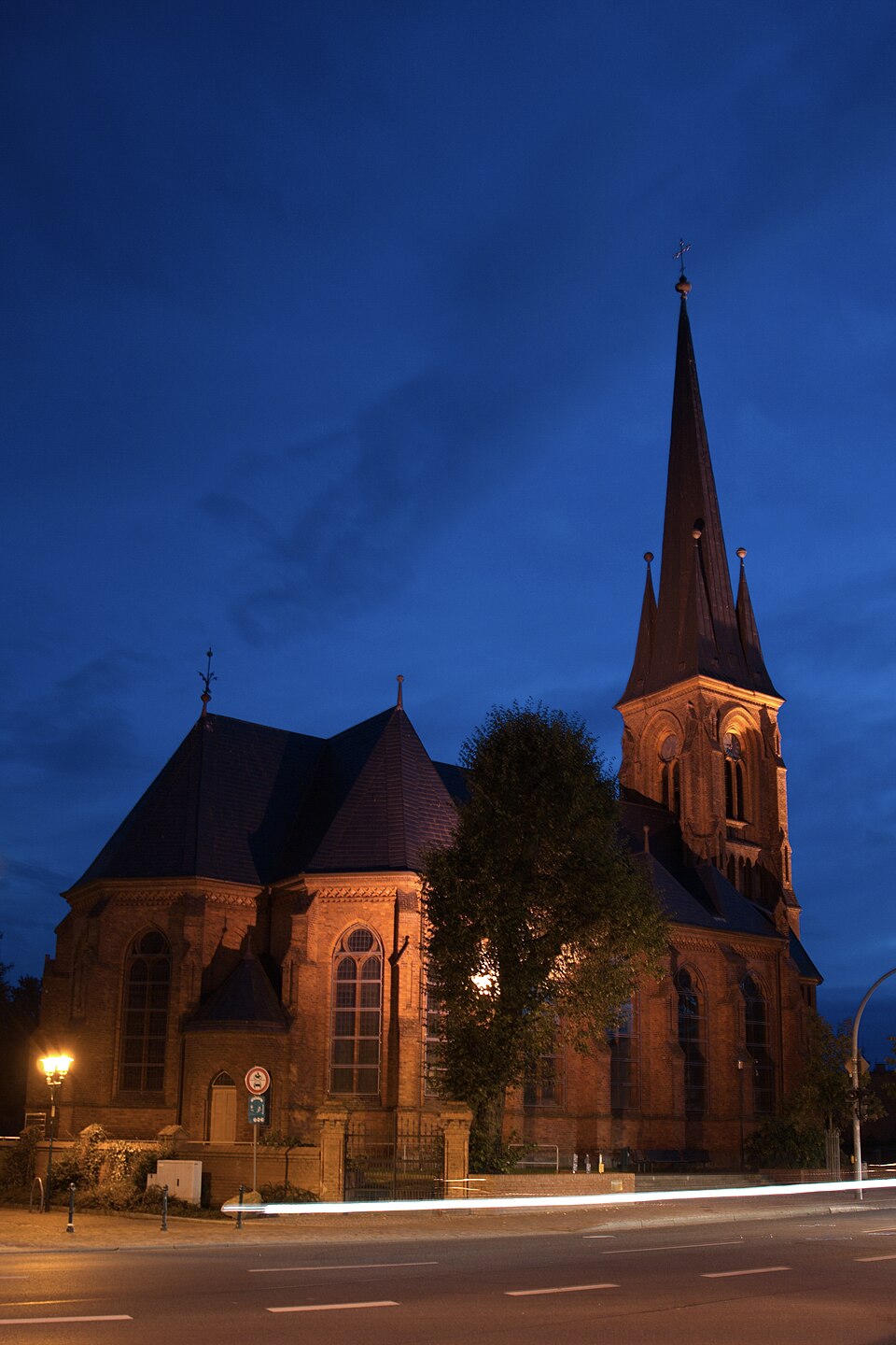 Dach-Fachbetriebe in Torgelow: Evangelische Kirche – Foto: Nils Prissing Dach-Fachbetriebe in Torgelow: Evangelische Kirche