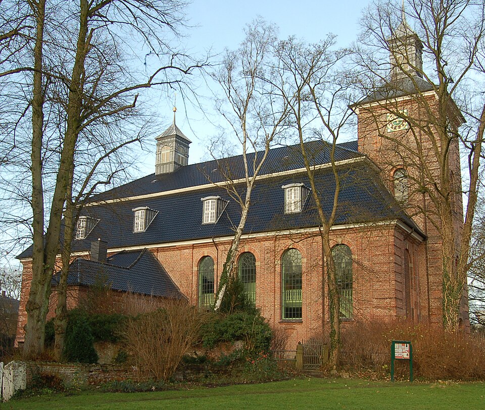 Dach-Fachbetriebe in Uetersen: Klosterkirche – Foto: Huhu Uet Dach-Fachbetriebe in Uetersen: Klosterkirche