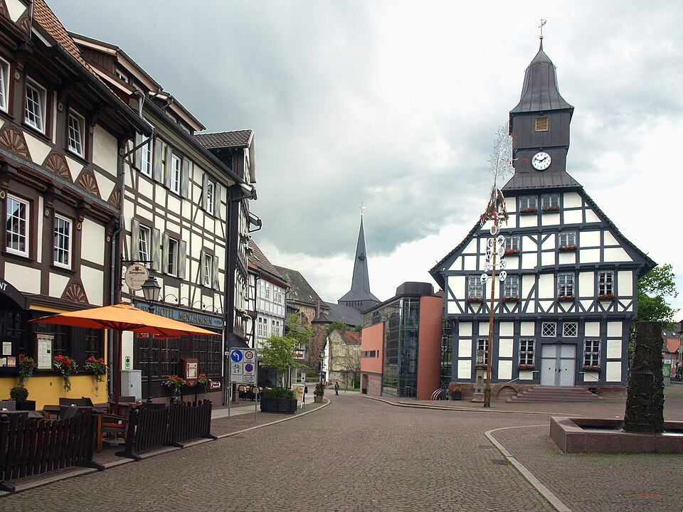 Dach-Fachbetriebe in Uslar: Stadtansicht – Foto: Uwe Barghaan Dach-Fachbetriebe in Uslar: Stadtansicht
