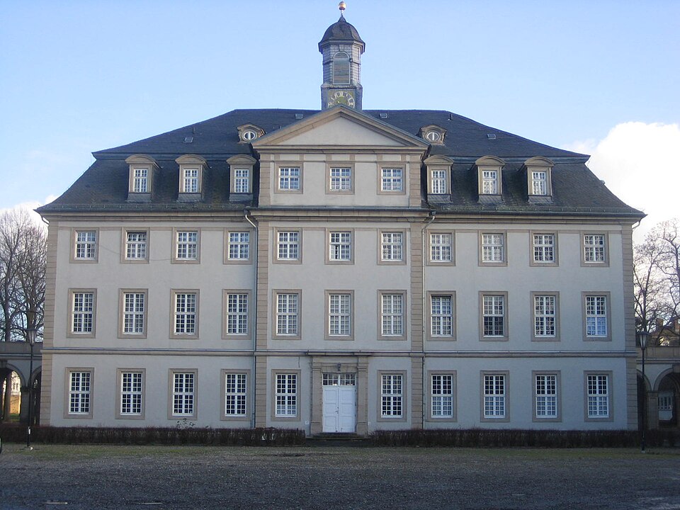 Dach-Fachbetriebe in Wabern: Jagdschloss – Foto: Armin Schönewolf Dach-Fachbetriebe in Wabern: Jagdschloss
