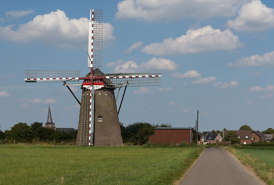 Dach-Fachbetriebe in Waldfeucht: Windmühle – Foto: Michielverbeek Dach-Fachbetriebe in Waldfeucht: Windmühle