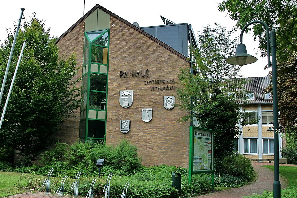 Dach-Fachbetriebe in Wathlingen: Rathaus