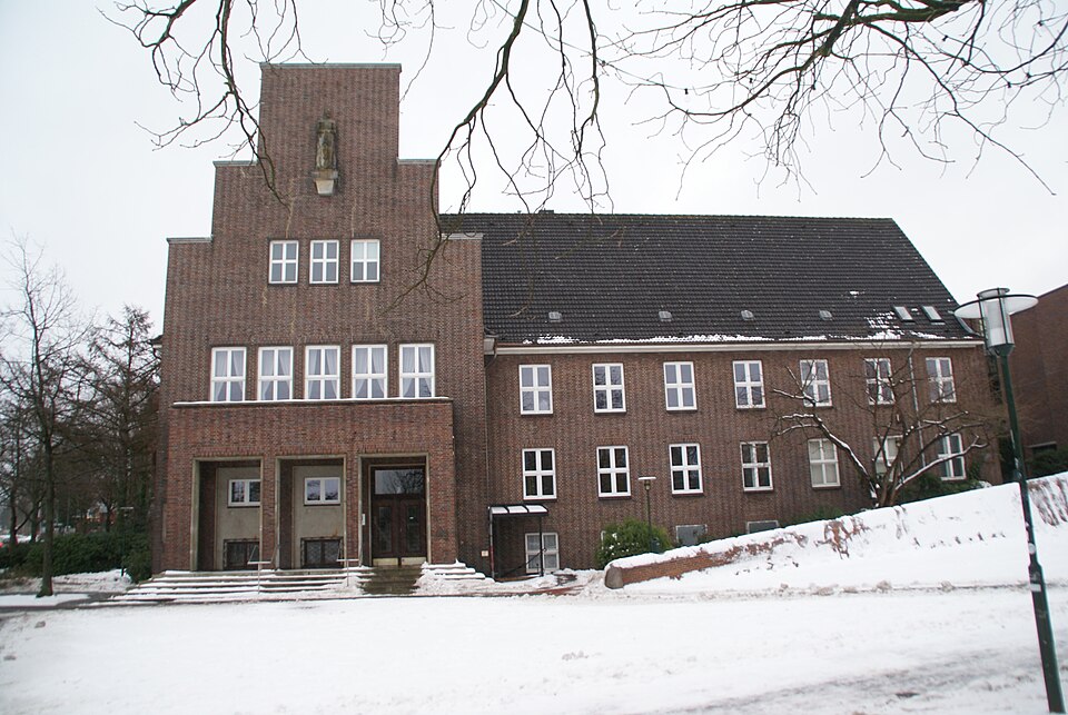 Dach-Fachbetriebe in Wedel: Rathaus
