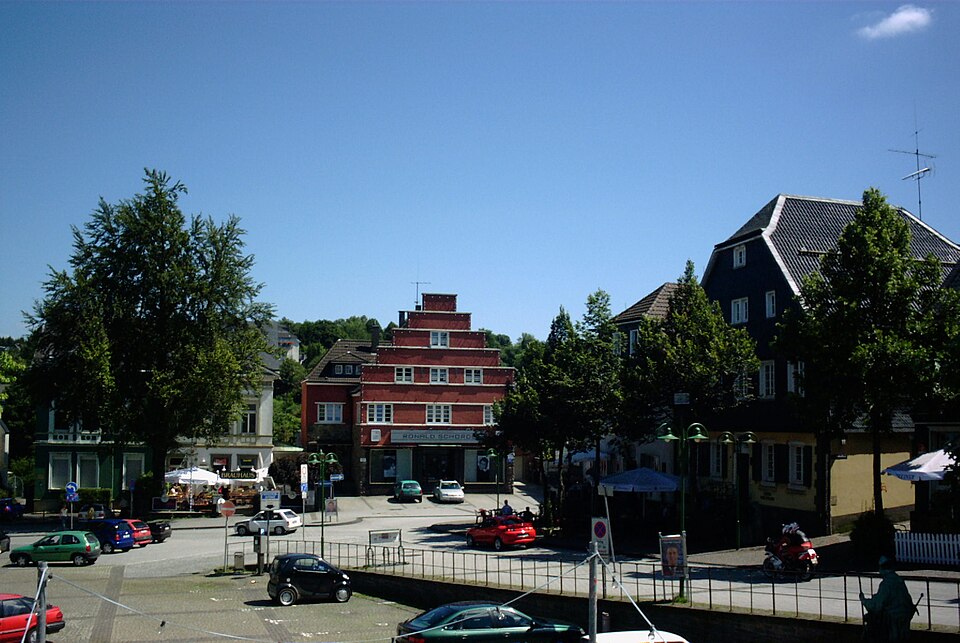 Dach-Fachbetriebe in Wipperfürth: Marktplatz – Foto: Trexer Dach-Fachbetriebe in Wipperfürth: Marktplatz