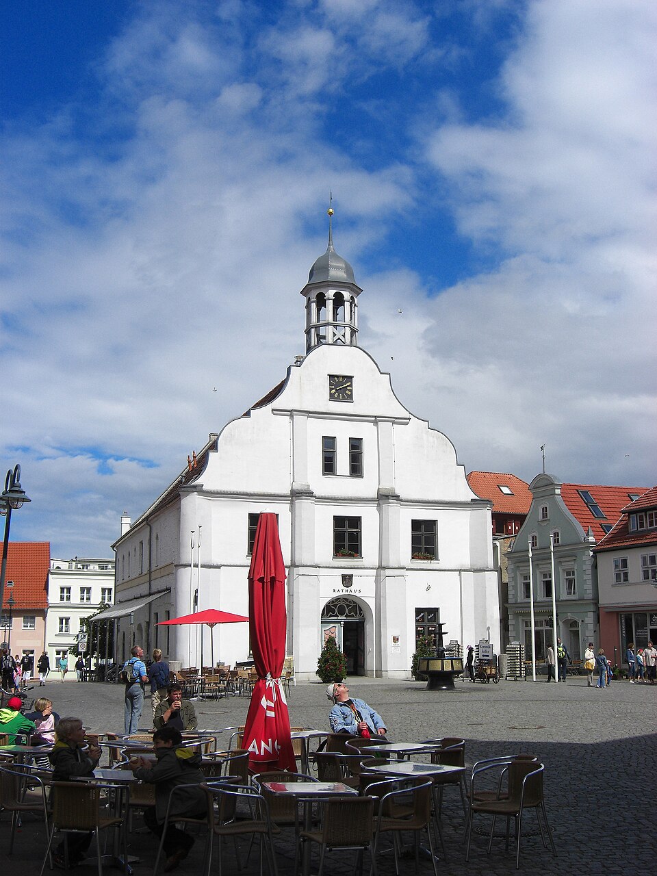 Dach-Fachbetriebe in Wolgast: Stadtansicht – Foto: Dinkum Dach-Fachbetriebe in Wolgast: Stadtansicht