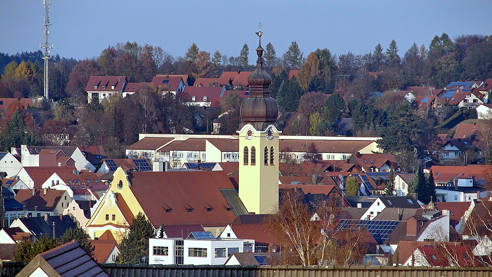 Dach-Fachbetriebe in Wolnzach: Stadtansicht – Foto: H.Helmlechner Dach-Fachbetriebe in Wolnzach: Stadtansicht