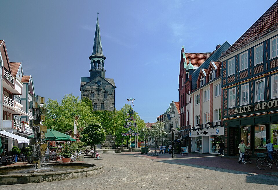 Dach-Fachbetriebe in Wunstorf: Stadtansicht – Foto: Daniel Schwen Dach-Fachbetriebe in Wunstorf: Stadtansicht