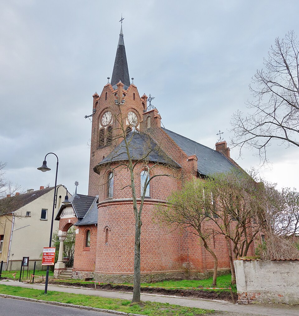 Dach-Fachbetriebe in Wustermark: Stadtansicht