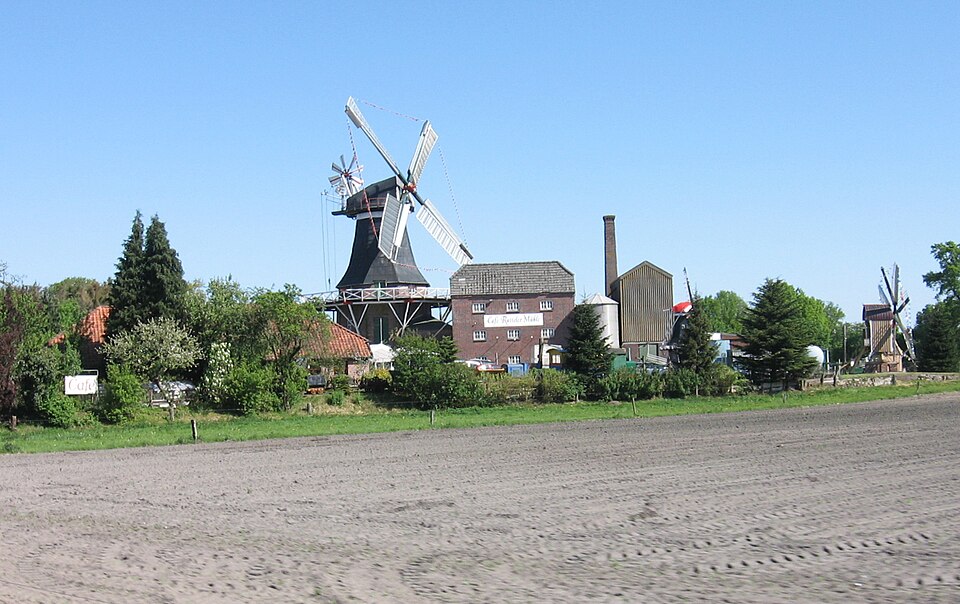 Dach-Fachbetriebe in Zetel: Rutteler Mühle