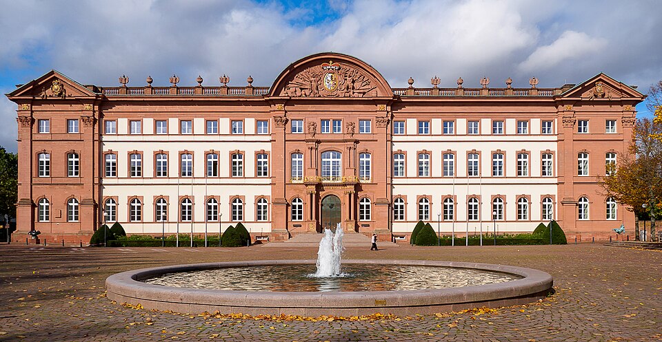 Dach-Fachbetriebe in Zweibrücken: Schloss